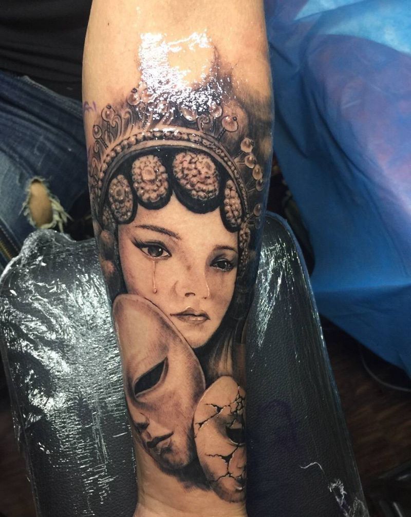 戏如人生纹身图片