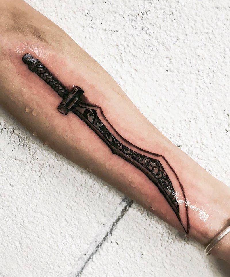 Knife.纹身图片_写实成品手臂静物纹身图案