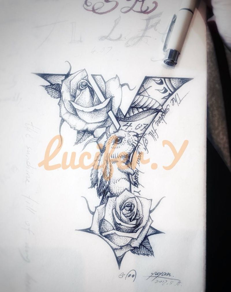 三个手稿纹身图片_手稿颈部背部肩部腿部清新动物几何植物纹身图案