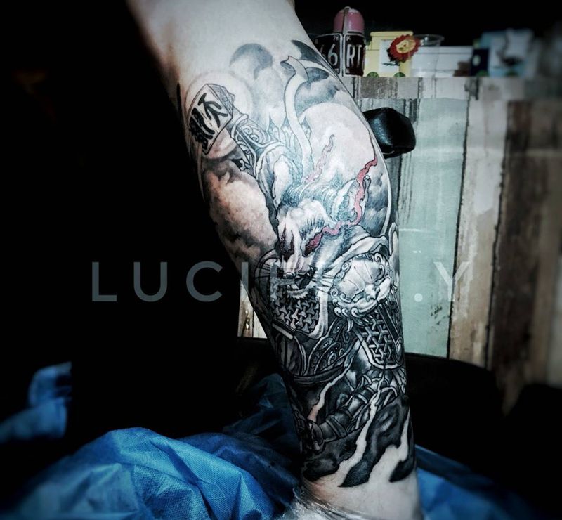 通天鼠纹身图片_成品腿部手稿传统字符动物鬼神宗教图腾纹身图案