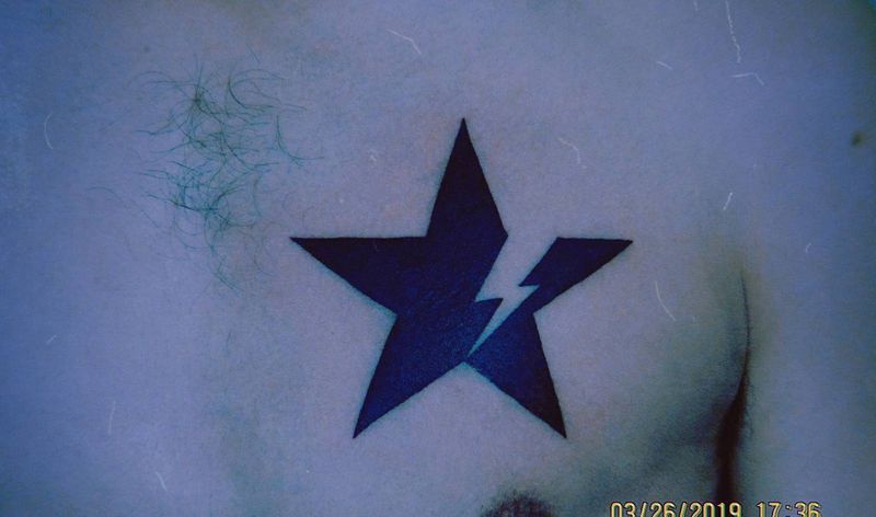 ⚡纹身图片_胸部纹身图案