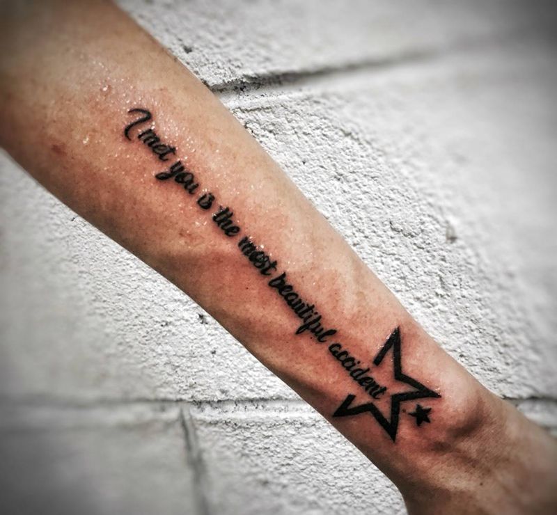 两个小图.纹身图片_成品手臂腿部清新几何字符动物纹身图案