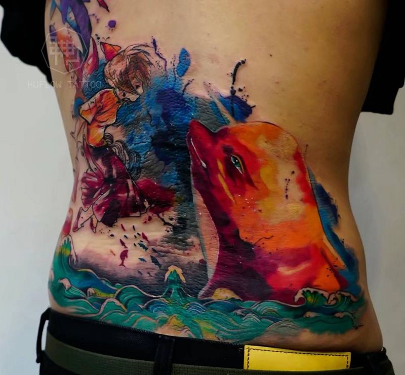 大鱼海棠纹身图片_背部水彩水墨纹身图案