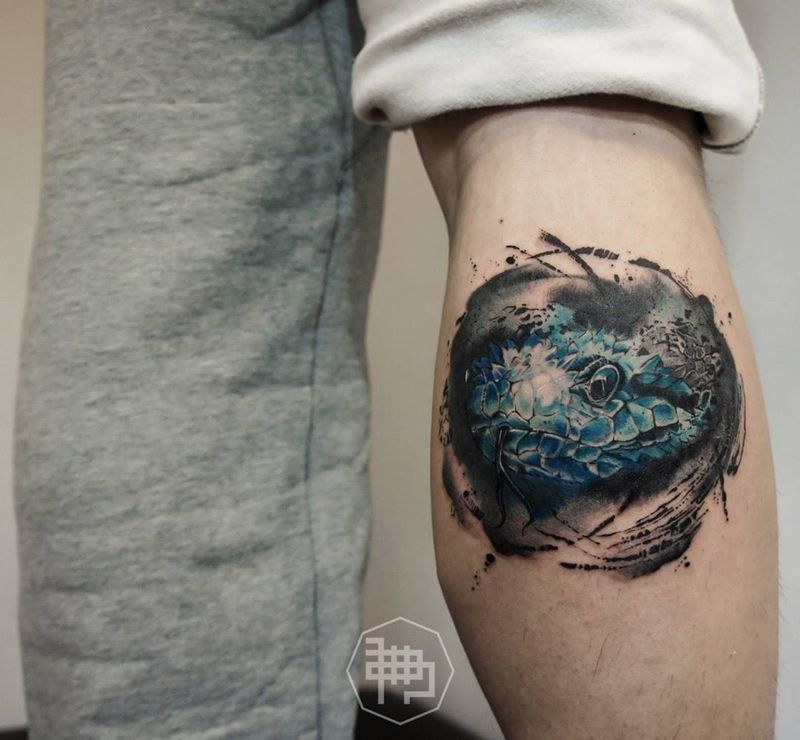 “蛇”纹身图片_成品腿部欧美国画原创纹身图案