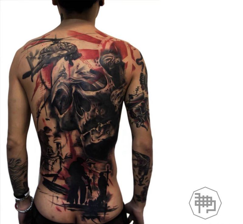 红与黑纹身图片_成品欧美原创纹身图案