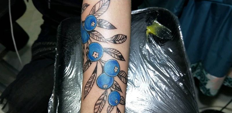 小清新纹身图片_手臂水彩新传统纹身图案