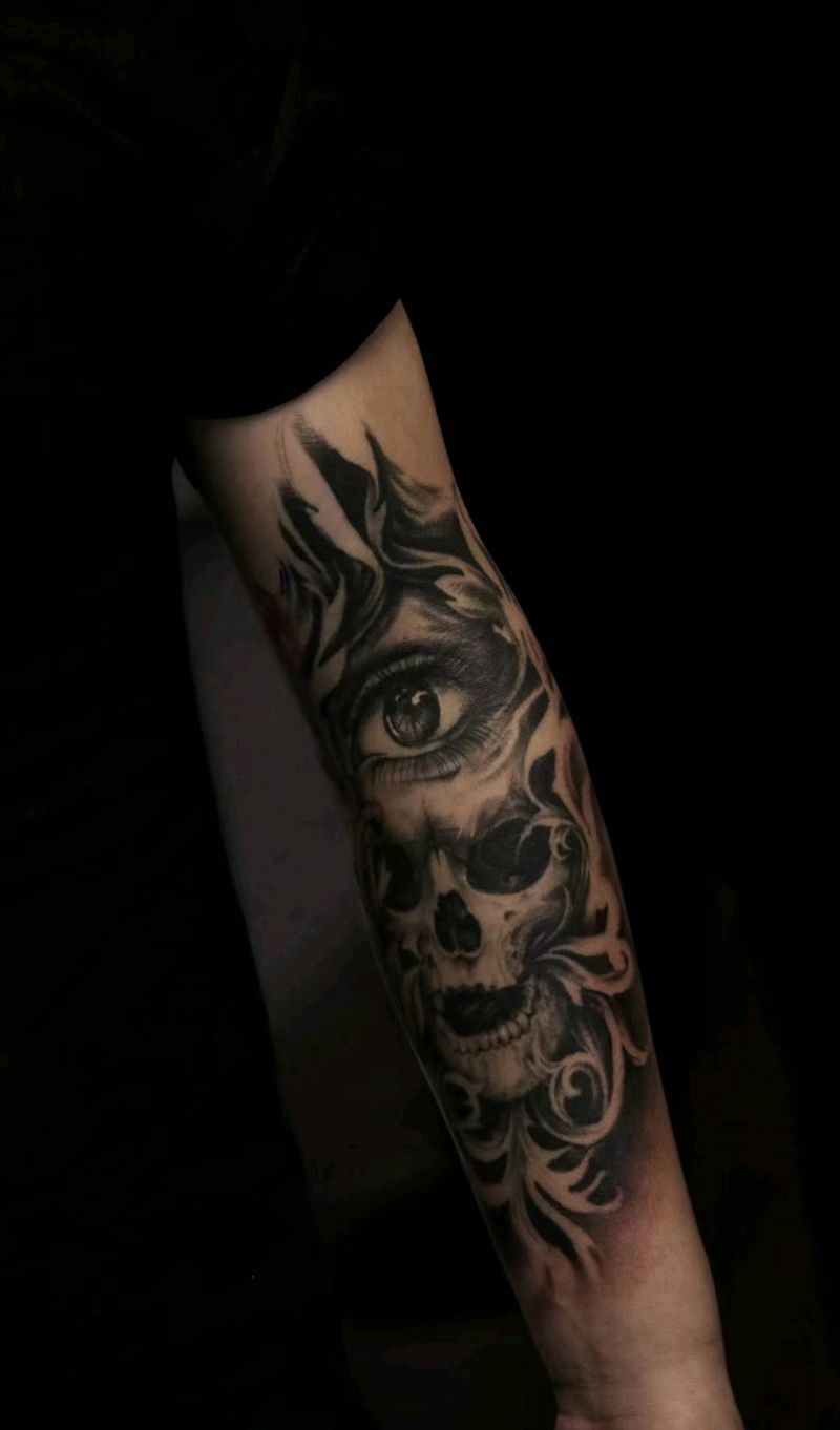 三年前作品纹身图片_手部手臂欧美写实骷髅纹身图案