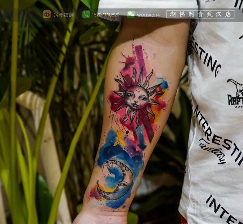 日月纹身图片_成品手臂手部原创纹身图案