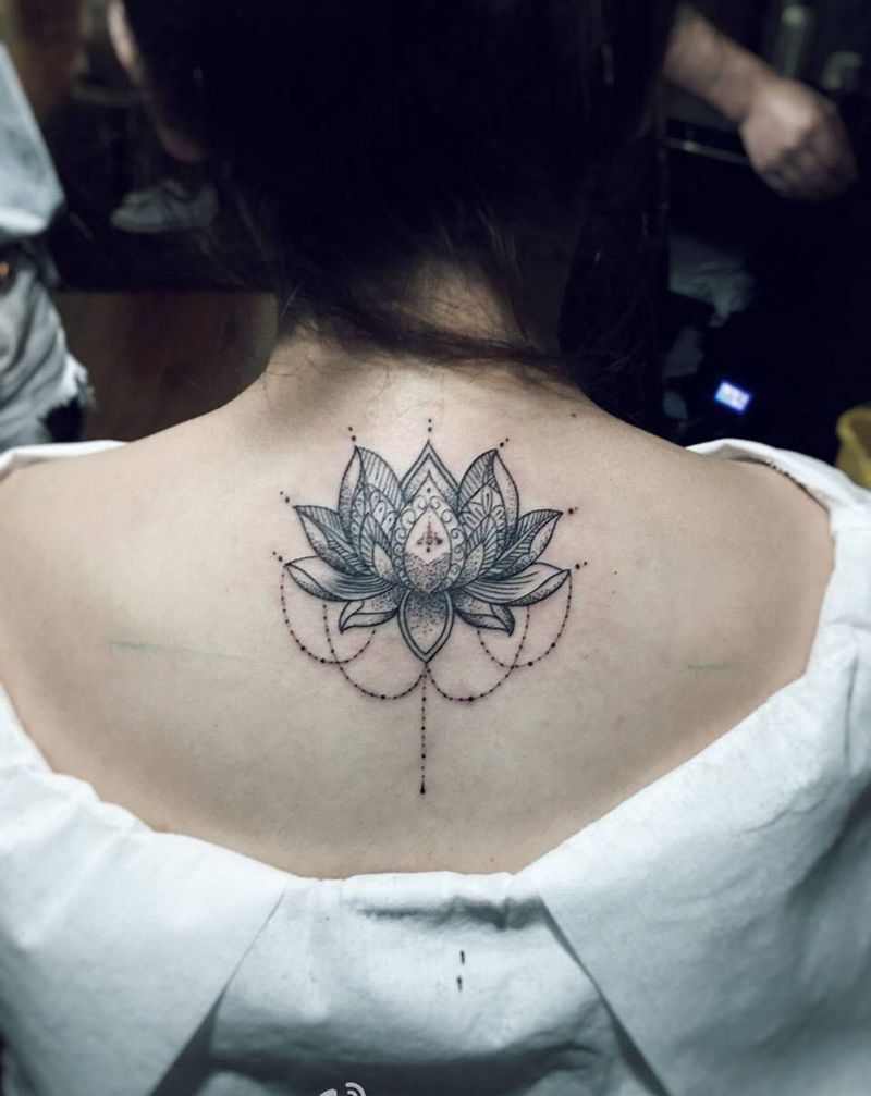 点刺梵花纹身图片