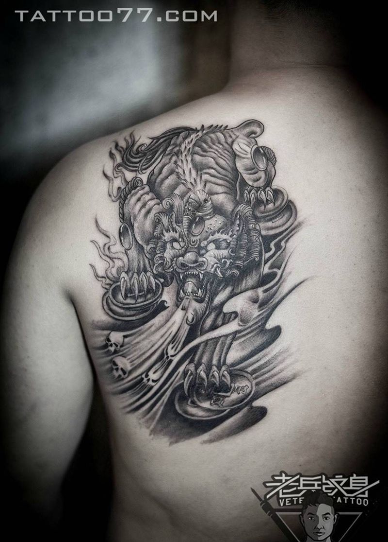 后背貔貅纹身作品纹身图片_成品背部传统鬼神纹身图案