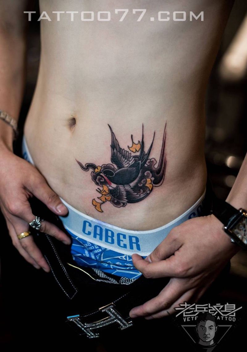 燕子纹身作品纹身图片