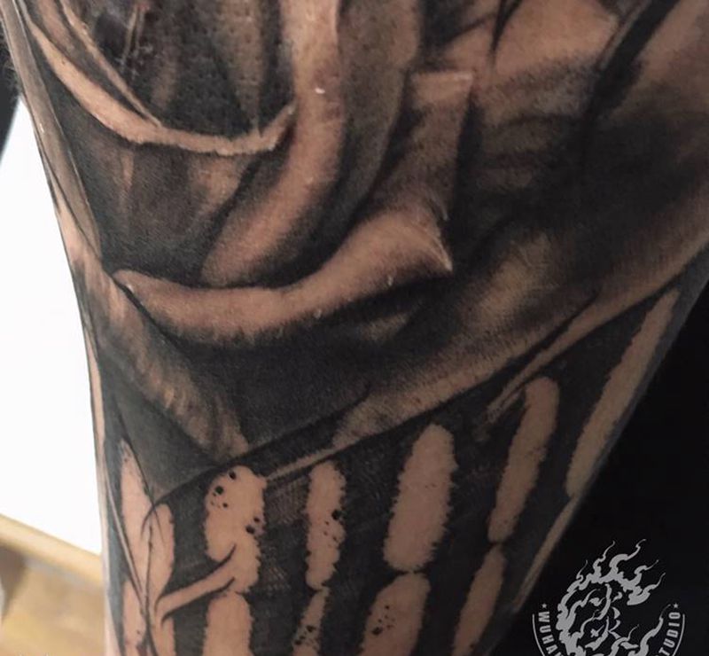 rose纹身图片_手臂花体字欧美写实纹身图案