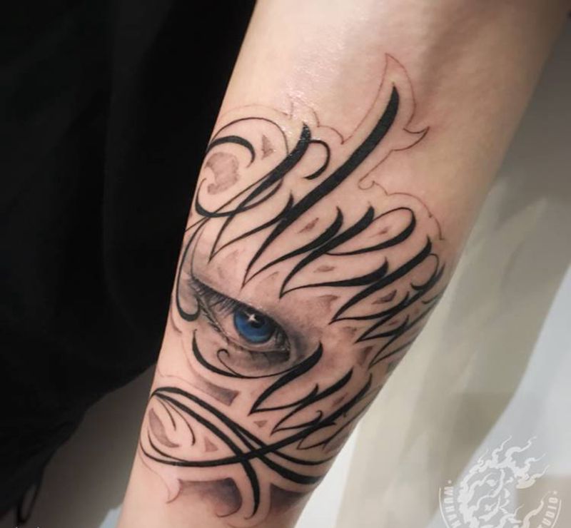 eye see you纹身图片_手部欧美写实纹身图案