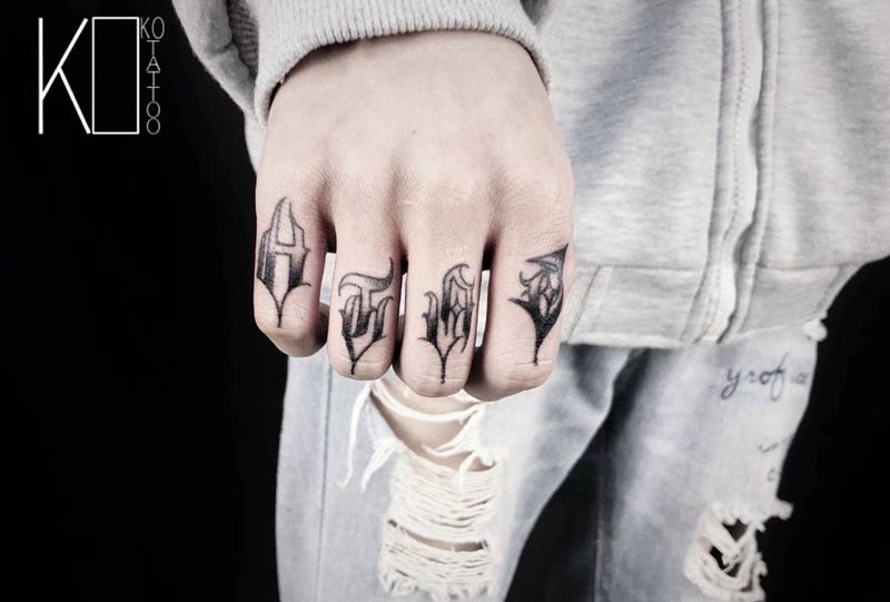 花体字纹身图片_手部花体字一人一图定制设计花体字纹身图案