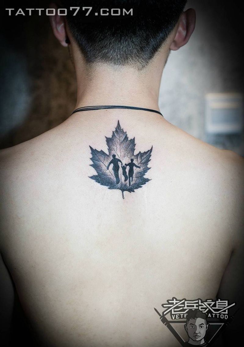 枫叶纹身作品纹身图片_成品背部清新植物人物纹身图案