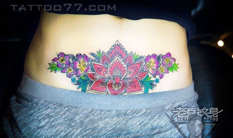 梵花纹身作品遮盖腹部疤痕纹身图片_成品腹部清新静物纹身图案