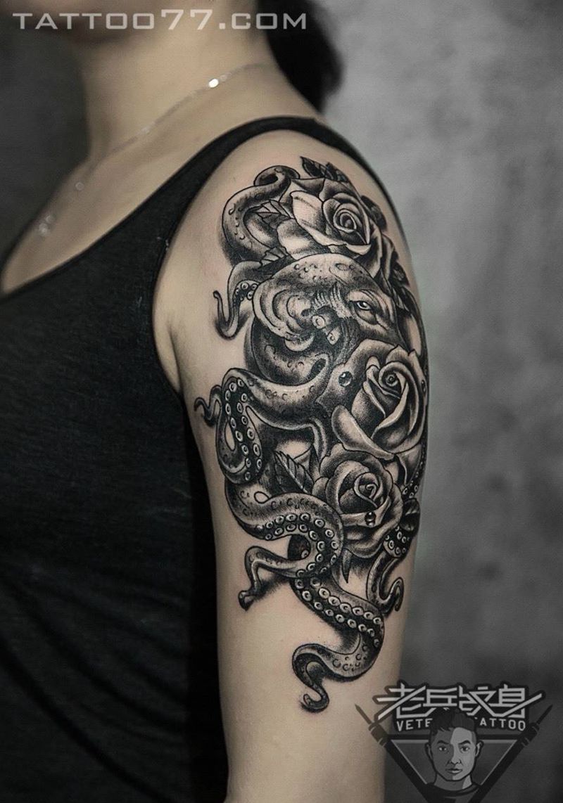 八爪鱼纹身作品纹身图片_成品手臂欧美动物纹身图案