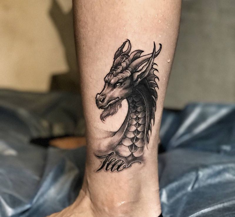 脚踝龙纹身图片_成品脚部腿部欧美写实动物原创纹艺刺刻纹申坤武汉纹身图案