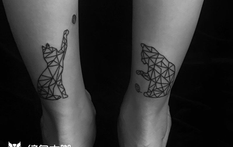 几何线条纹身图片