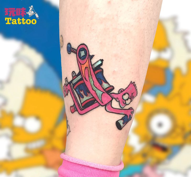 辛普森纹身机纹身图片_腿部New School纹身图案