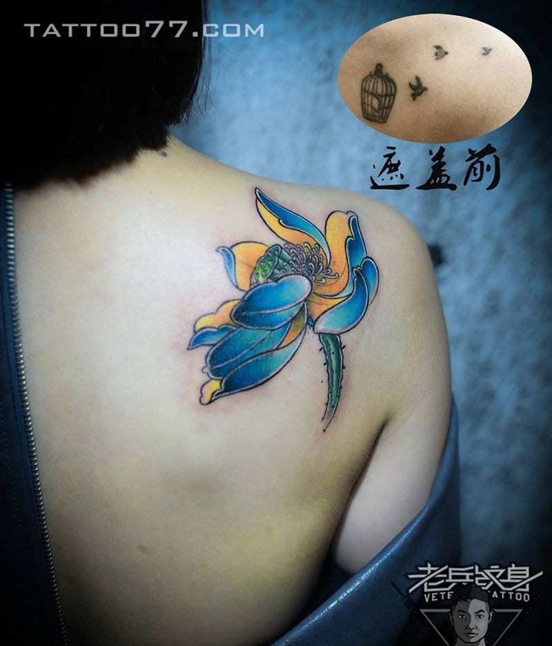 莲花纹身遮盖纹身图片_成品背部清新植物纹身图案