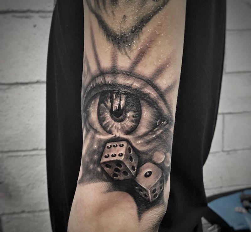 随缘加了些意义纹身图片_成品手臂手部欧美写实静物原创人物武汉纹艺刺刻纹身图案