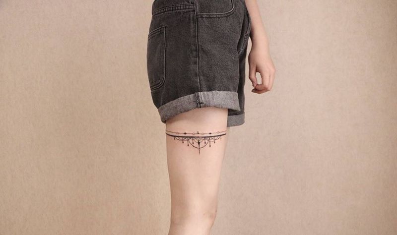 小清新腿链纹身图片_腿部小清新纹身图案