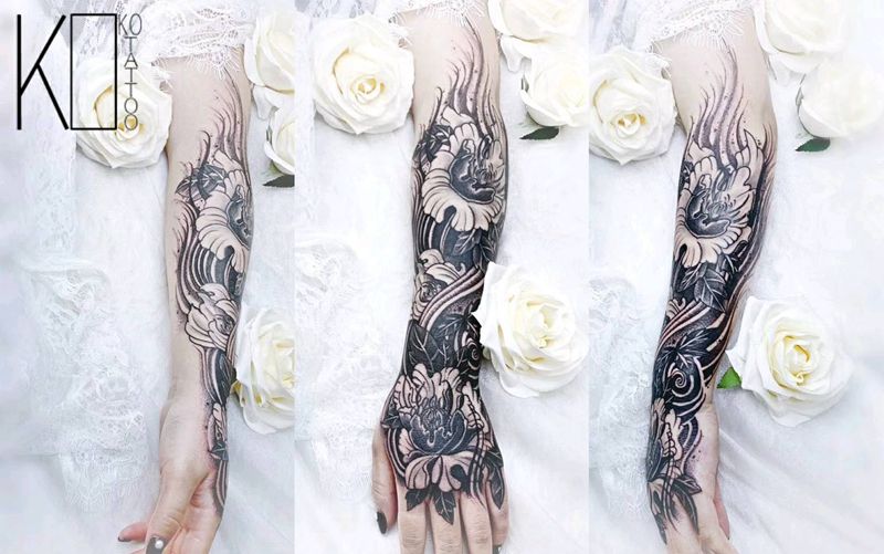 花卉纹身图片_手臂手部点刺老传统花卉修改遮盖纹身图案