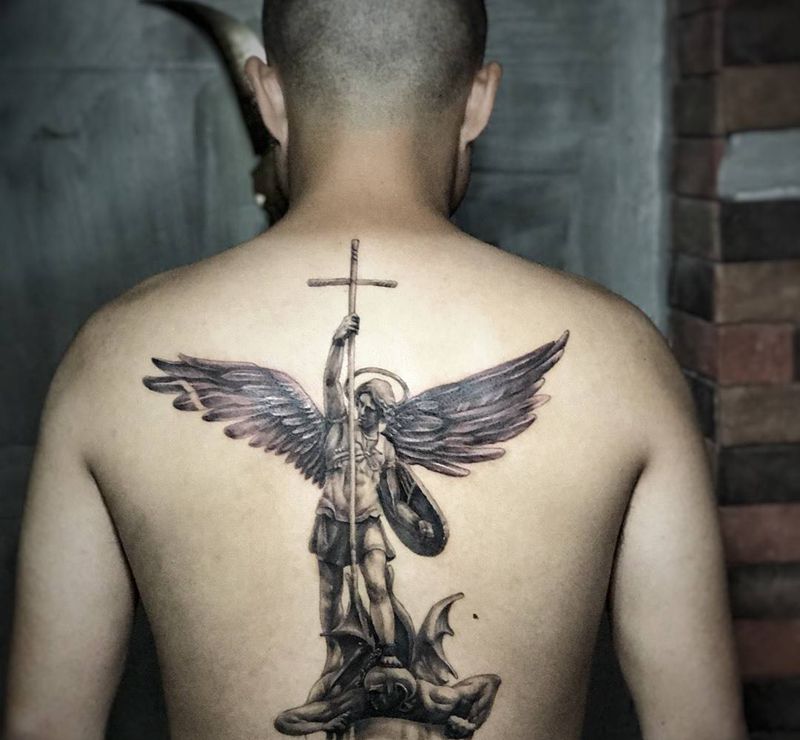 战斗天使纹身图片_成品背部欧美写实肖像人物鬼神武汉纹艺刺刻宗教纹身图案