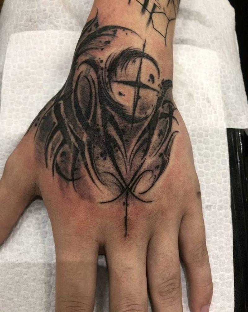 花体纹身图片_手部花体纹身图案