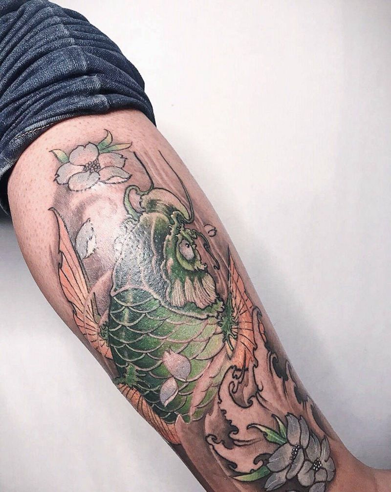 绿鲤鱼纹身图片