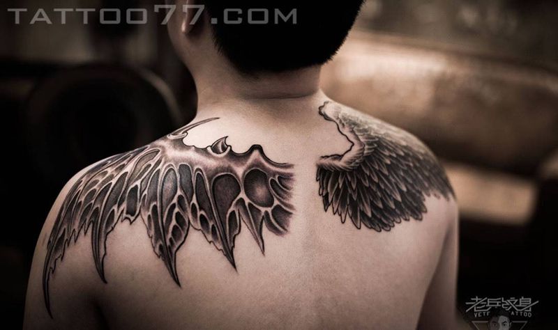 天使恶魔翅膀纹身作品纹身图片_成品背部欧美静物纹身图案