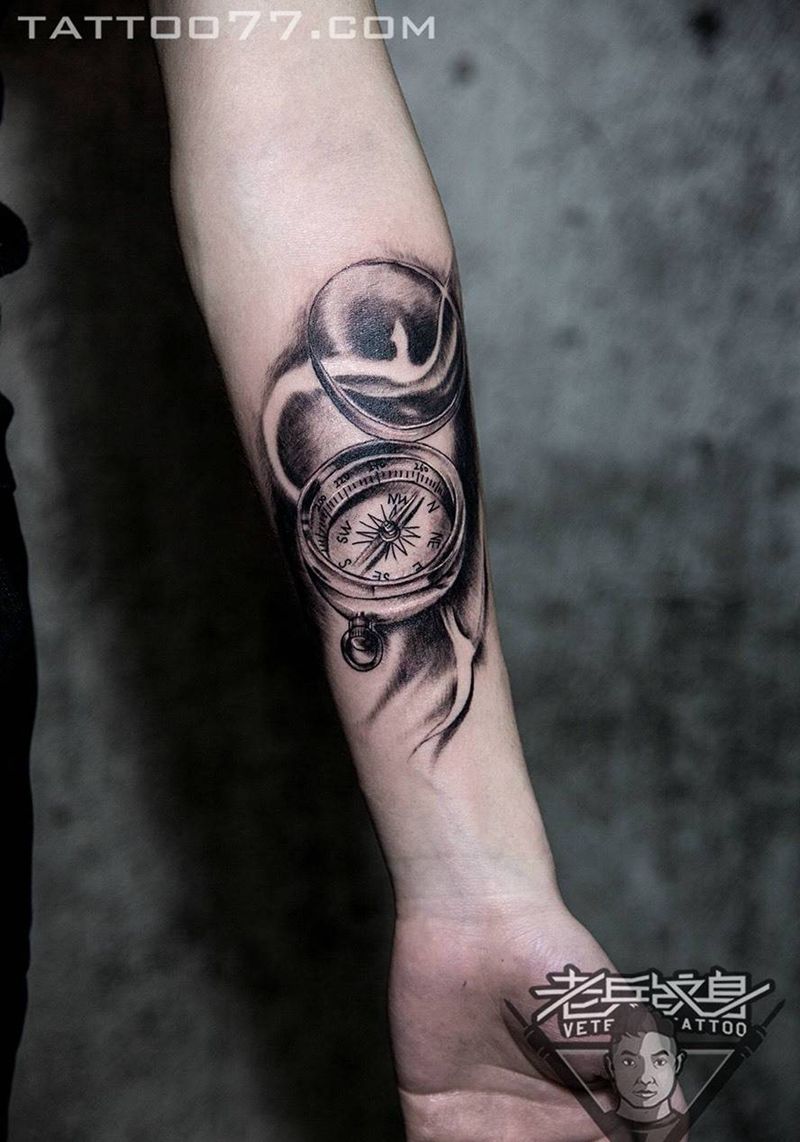 手部欧美纹身作品纹身图片_成品手部欧美静物纹身图案