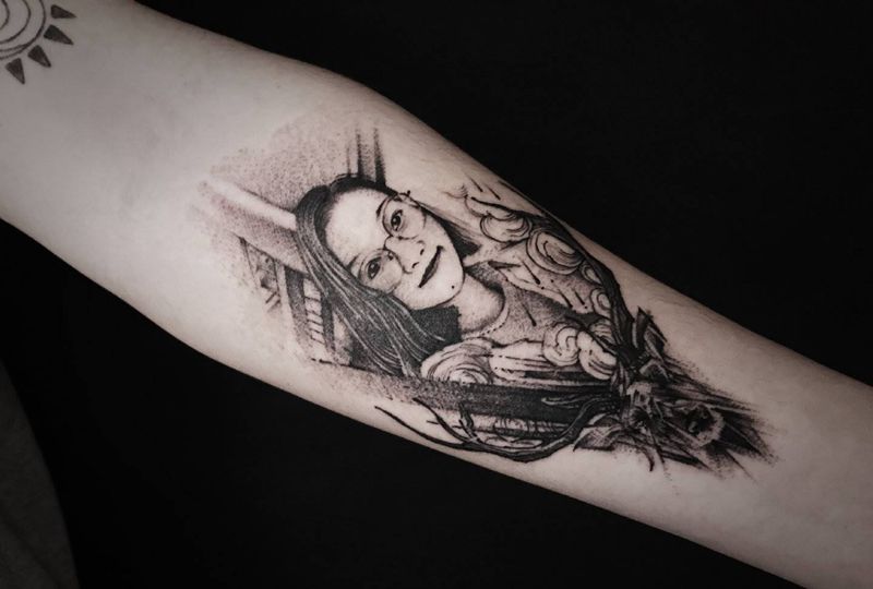 一路有你纹身图片_手臂点刺肖像定制鹿针痕纹身图案