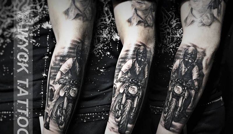 机车情怀纹身图片_成品手臂手部欧美写实肖像人物武汉原创纹艺刺刻纹身图案