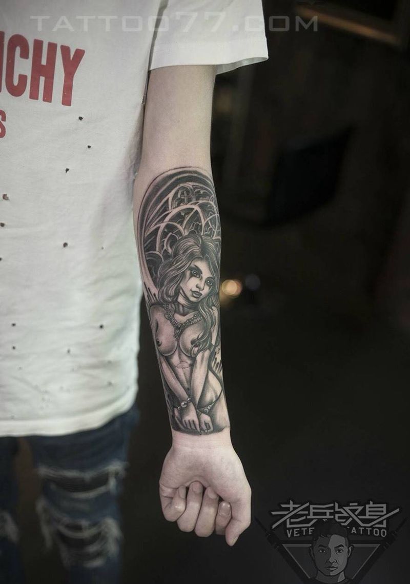 欧美小花臂纹身作品纹身图片_成品手部欧美肖像人物纹身图案