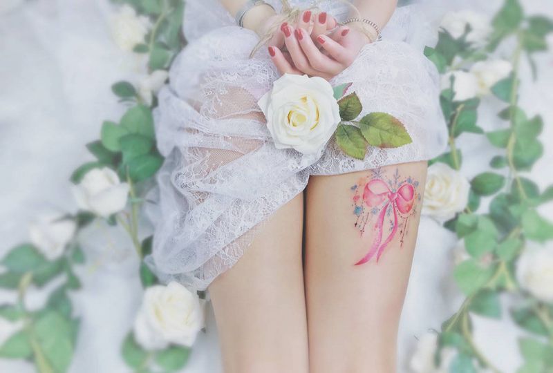 蝴蝶结纹身图片_腿部水彩蝴蝶结水彩定制设计纹身图案