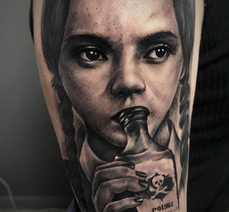 亚当斯一家纹身图片_手臂手部欧美写实写实纹身图案