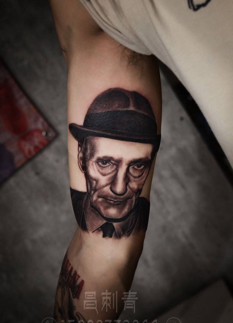 朋克教父，威廉巴勒斯纹身图片