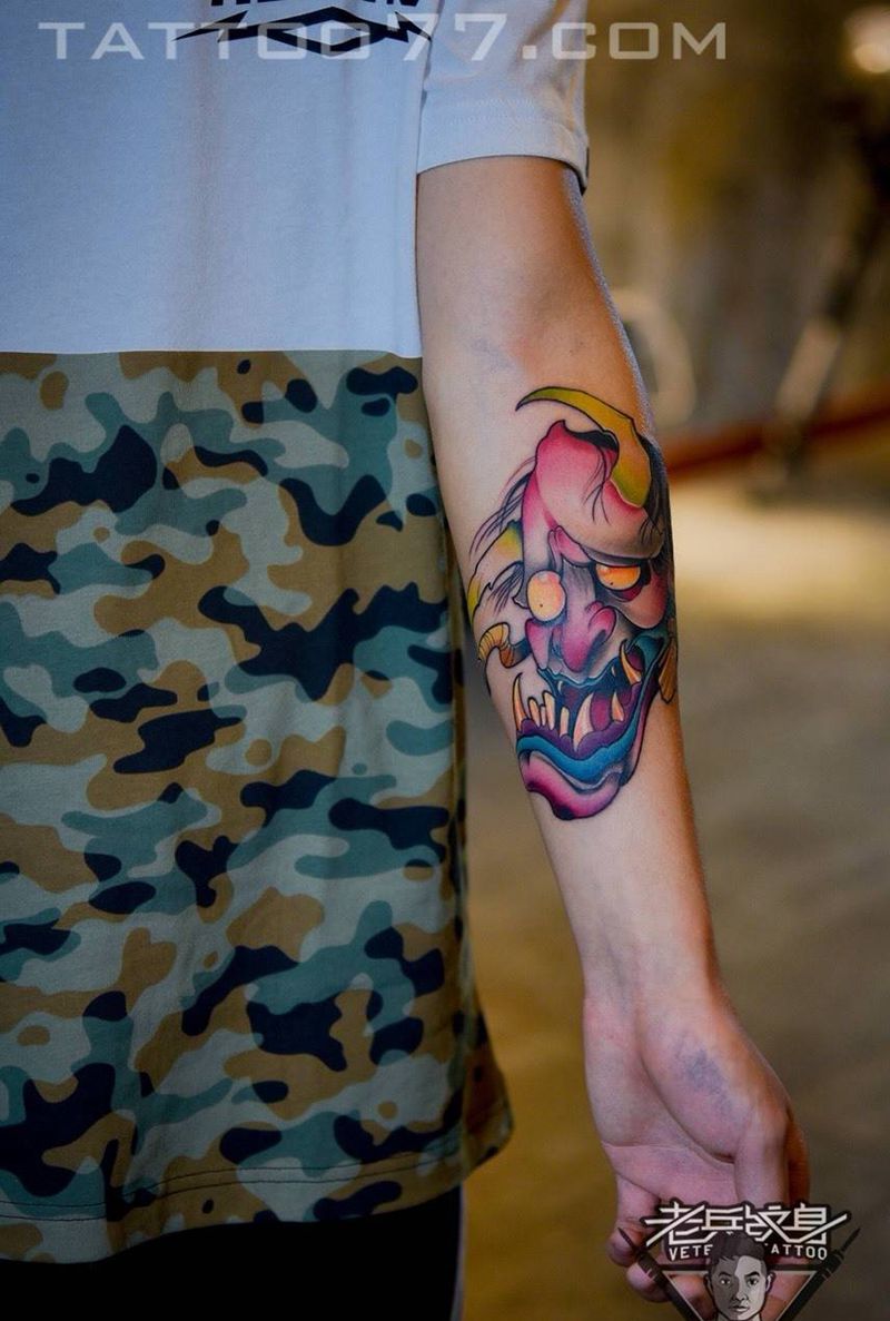 手部般若纹身作品纹身图片_成品手部传统鬼神纹身图案