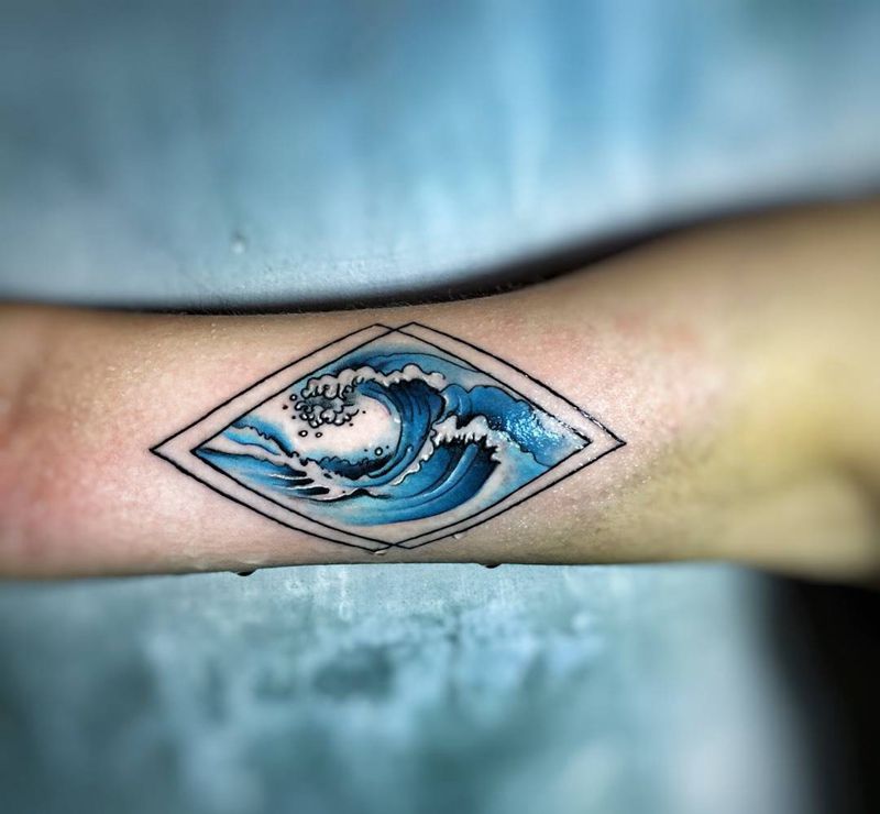 浮世绘海浪纹身图片_成品手臂欧美原创纹身图案