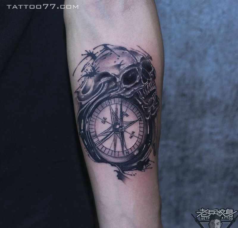 手部骷髅纹身作品纹身图片_成品手部欧美鬼神纹身图案