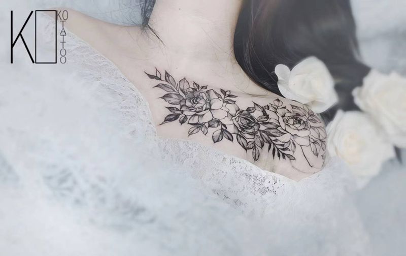 素花纹身图片_肩部点刺花卉肩花素花纹身图案