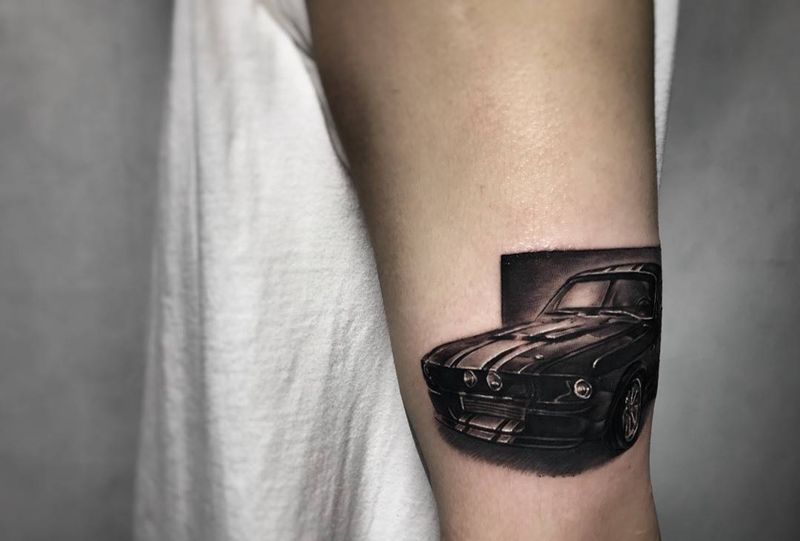 野马纹身图片_成品手部手臂欧美写实原创武汉纹艺刺刻纹申坤纹身图案