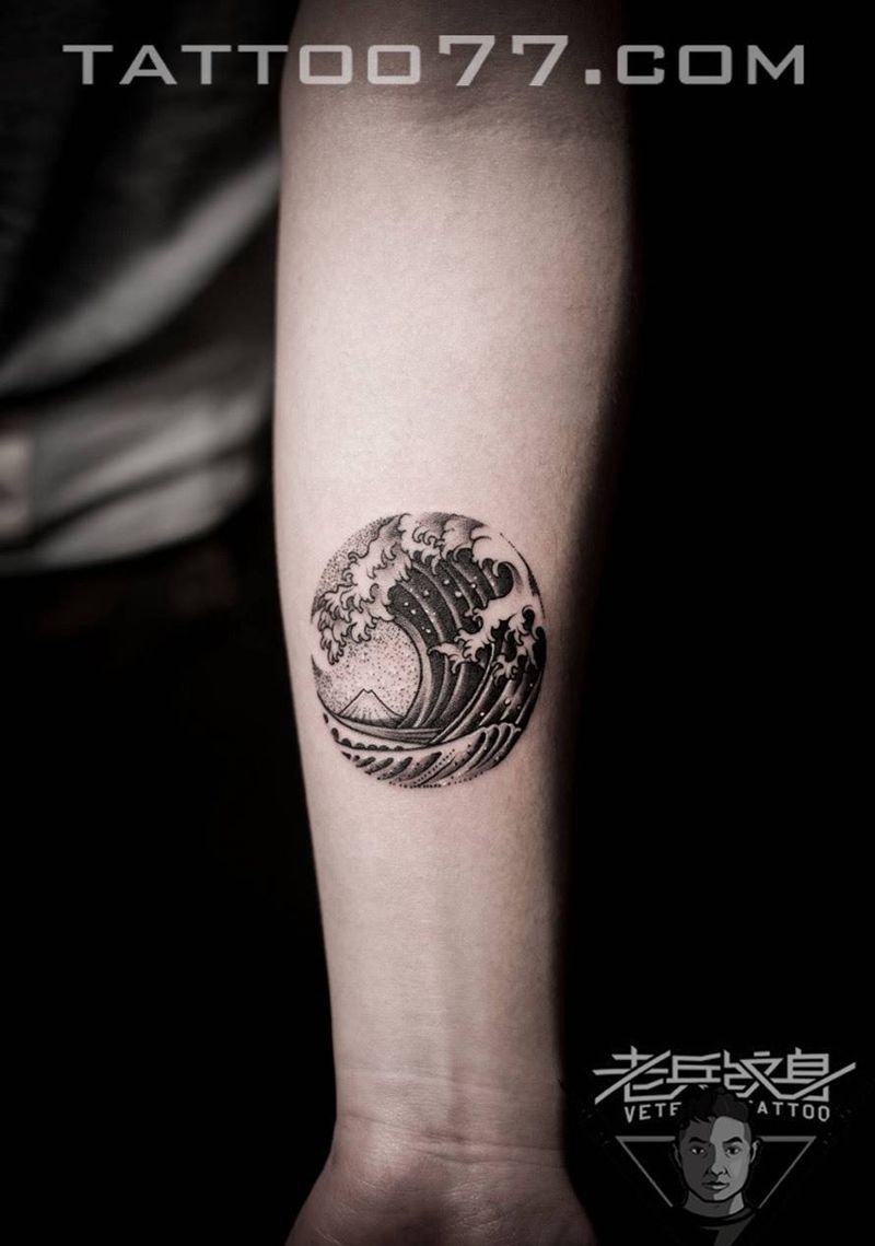 手部海浪纹身作品纹身图片_成品手部清新纹身图案