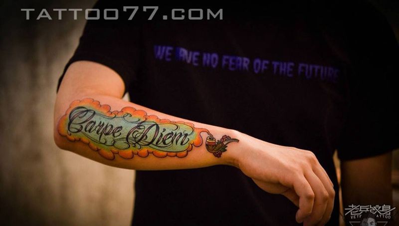 手部英文字母纹身作品纹身图片_成品手部清新字符纹身图案