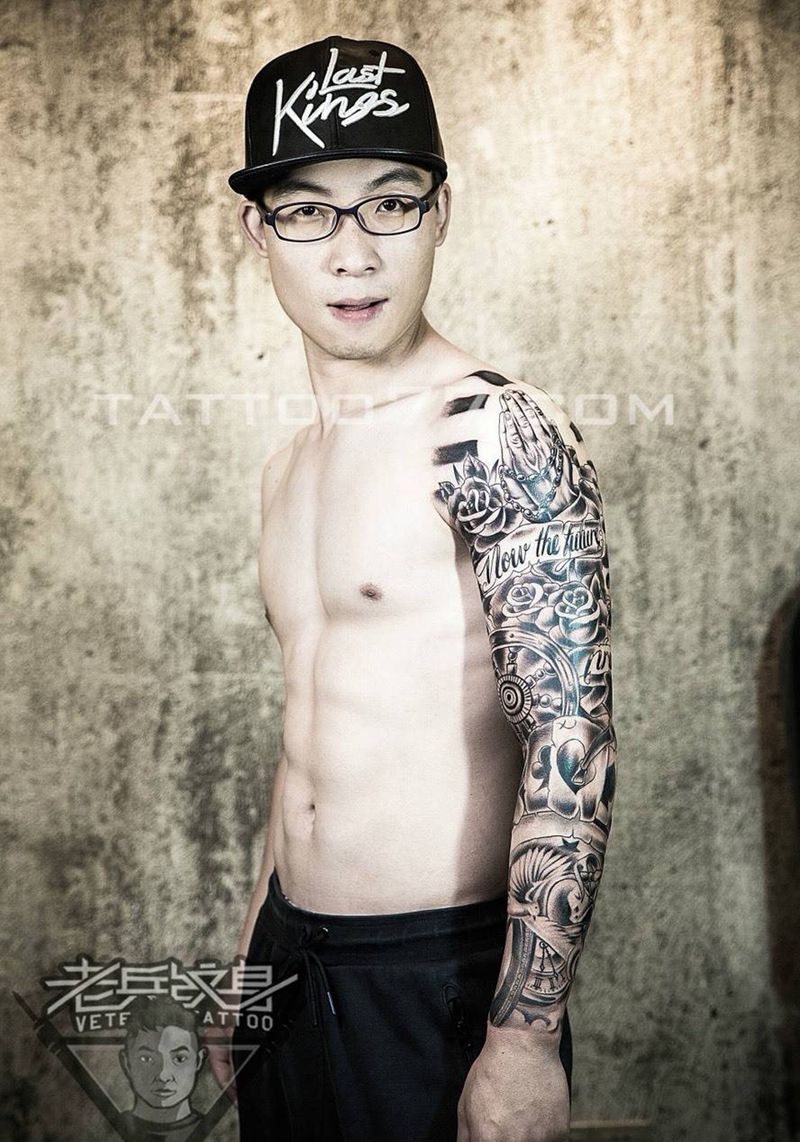 欧美花臂纹身作品纹身图片_成品手臂欧美静物宗教纹身图案