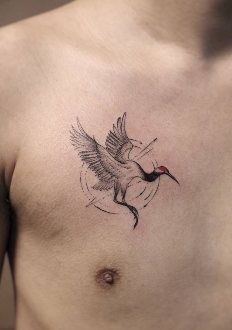 鹤纹身图片_插画肩部胸部清新几何纹身图案