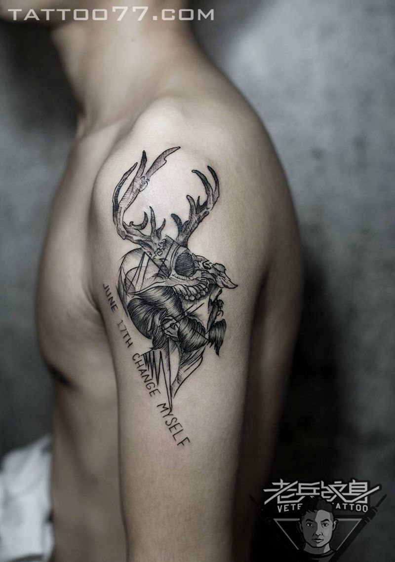 大臂骷髅鹿角纹身作品纹身图片_成品手臂欧美人物纹身图案