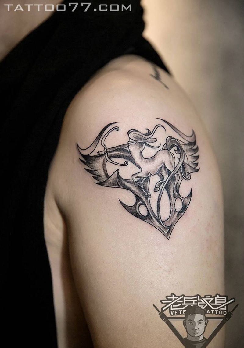 大臂圣母纹身作品纹身图片_成品手臂欧美人物宗教纹身图案